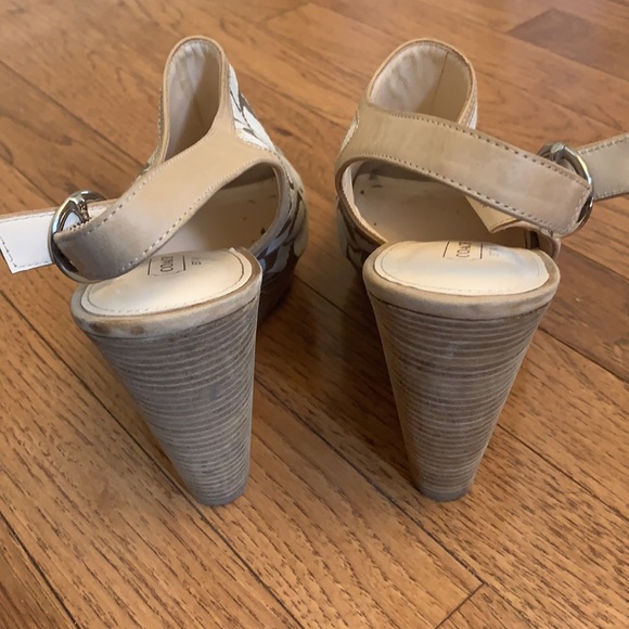 Coach wedges size 9 - Picture 4 of 8